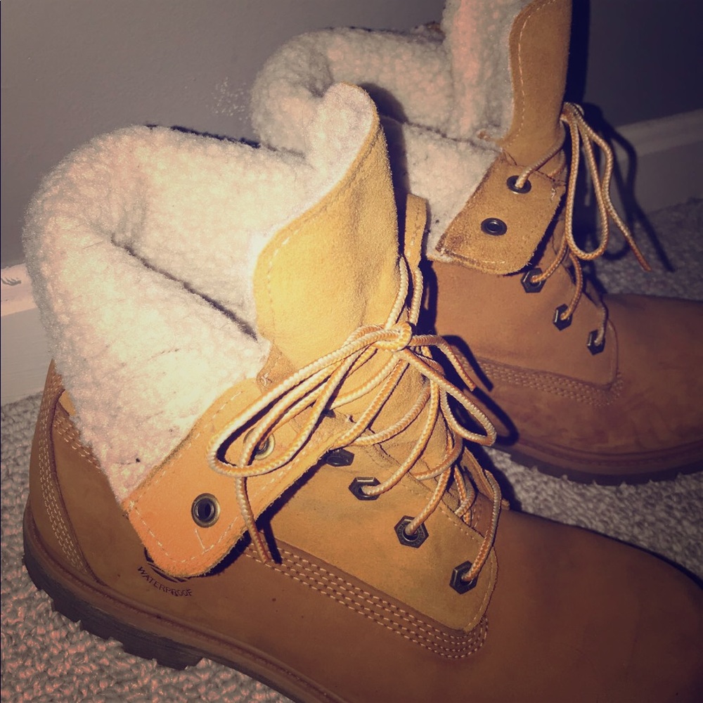 Authentic Timberland Boots Women’s 10