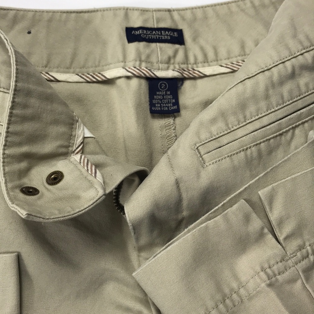American Eagle Khaki Bootcut Pant Size 2 - Picture 4 of 6