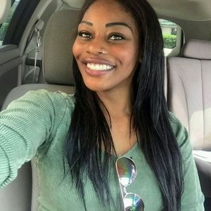 Meet your Posher, Jade