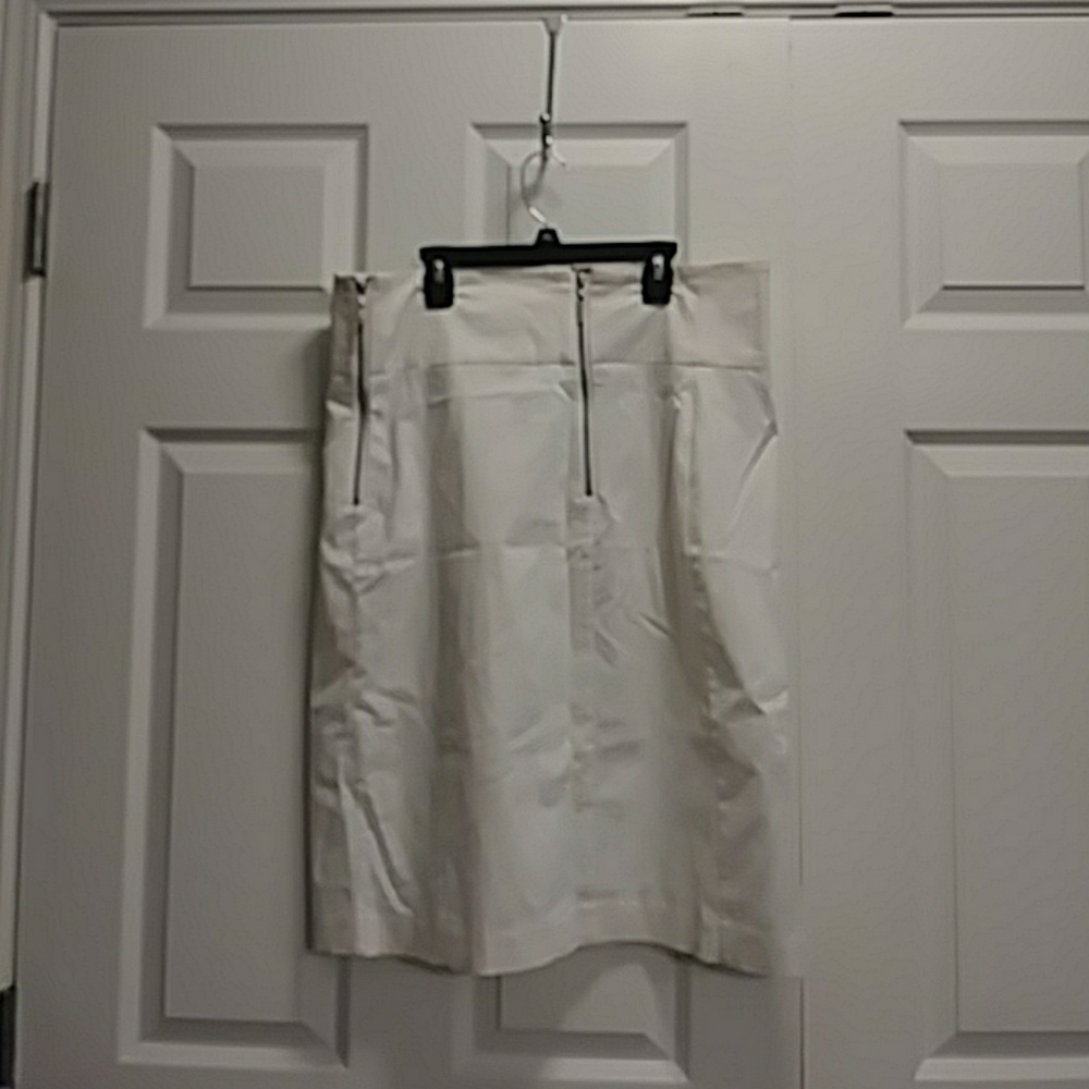 Worthington white skirt