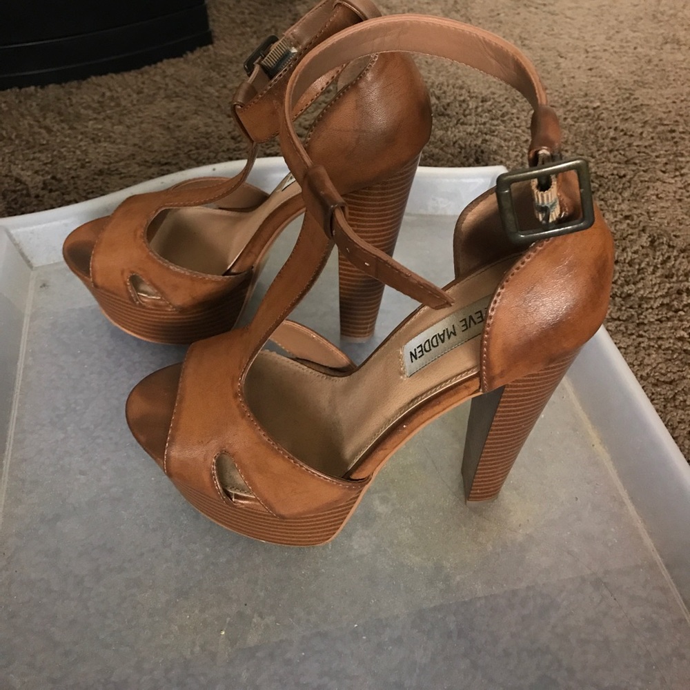 Platform heel
