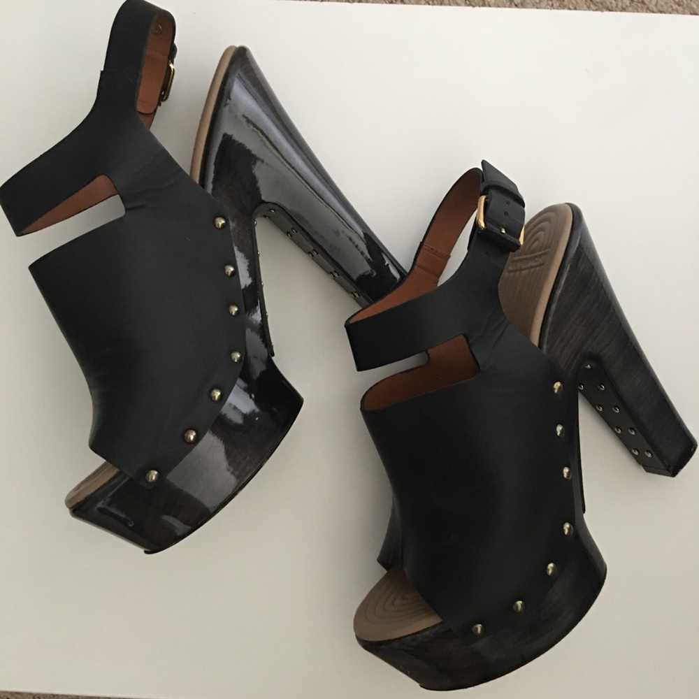 Gyvenchy shoes