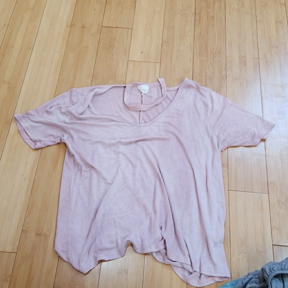 T shirt with cute neck piece