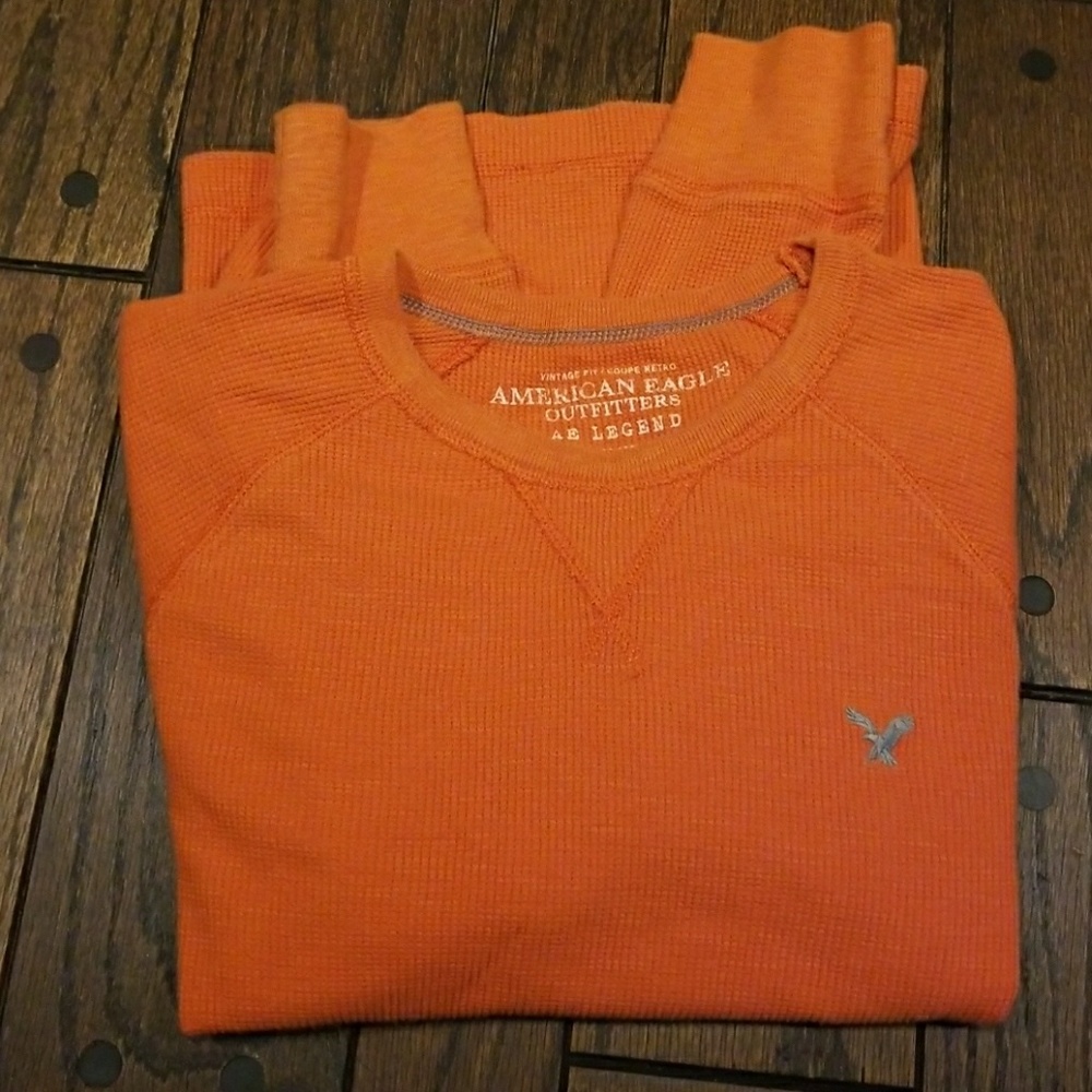 2/$10 American Eagle thermal shirt