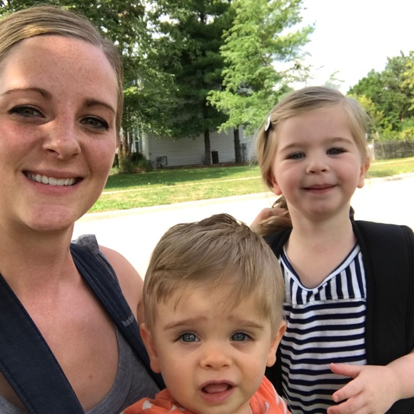 Meet your Posher, Jennifer - Picture 1 of 1
