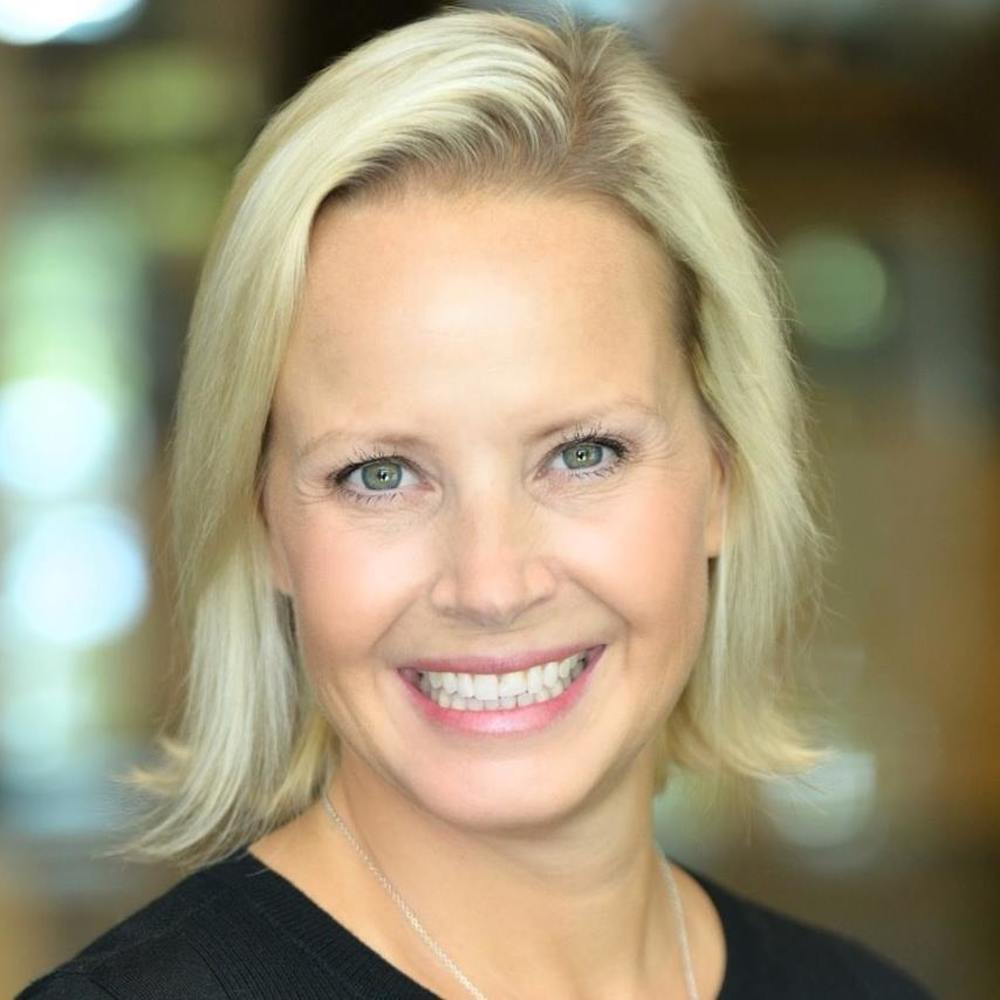 Meet your Posher, Carrie