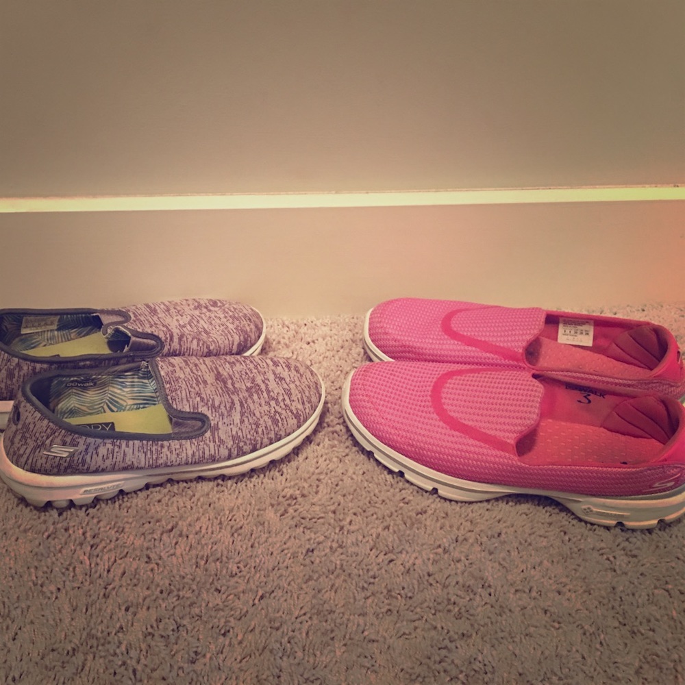 Skechers memory foam and go walk 3 sneakers