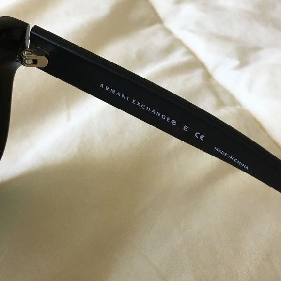 SOLD EUC Armani Exchange Sunglasses AX 4015 - Picture 5 of 5