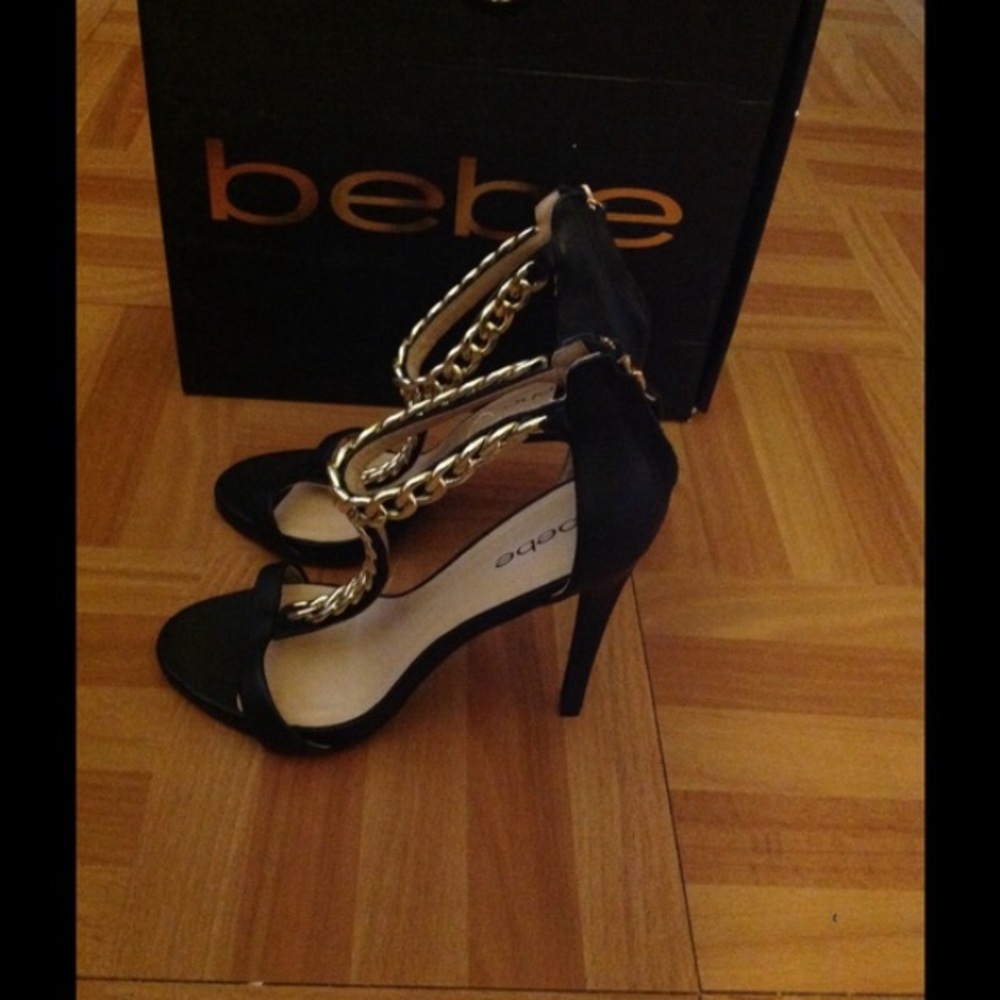 Bebe black and gold heels