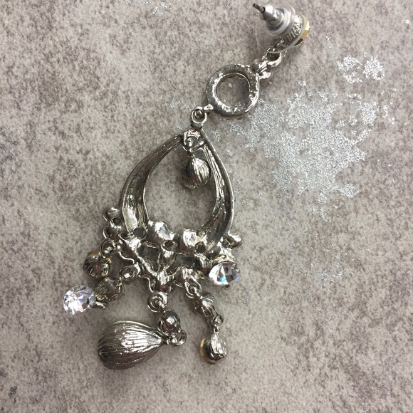 Bling Rhinestone earring - Picture 4 of 5