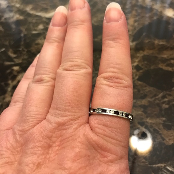 Ring. - Picture 6 of 6