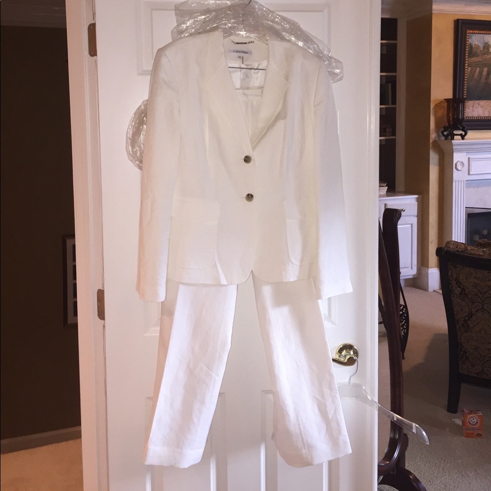 Calvin Klein cream linen suit!