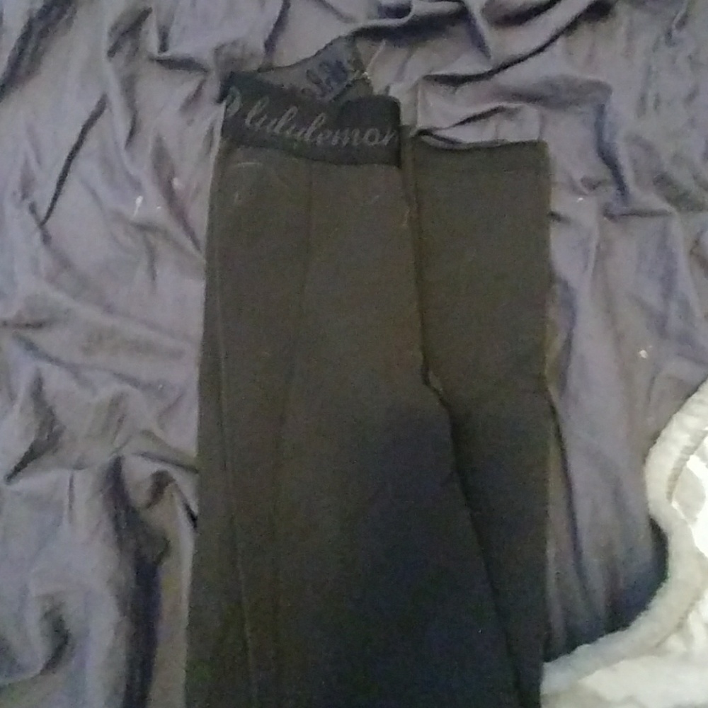 Lululemon perforated high waist legging