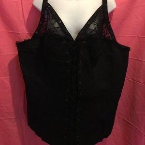 Tripp from Torrid, lace up corset style top, sz 5