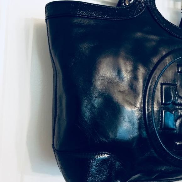 ๐ซSOLD๐ซTory Burch Large Logo Black Leather Tote - Picture 2 of 6