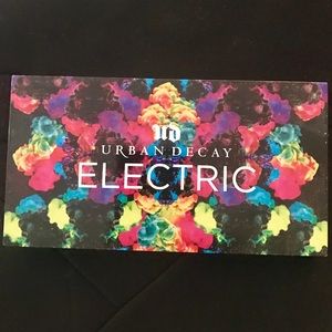 Urban decay electric palette used once
