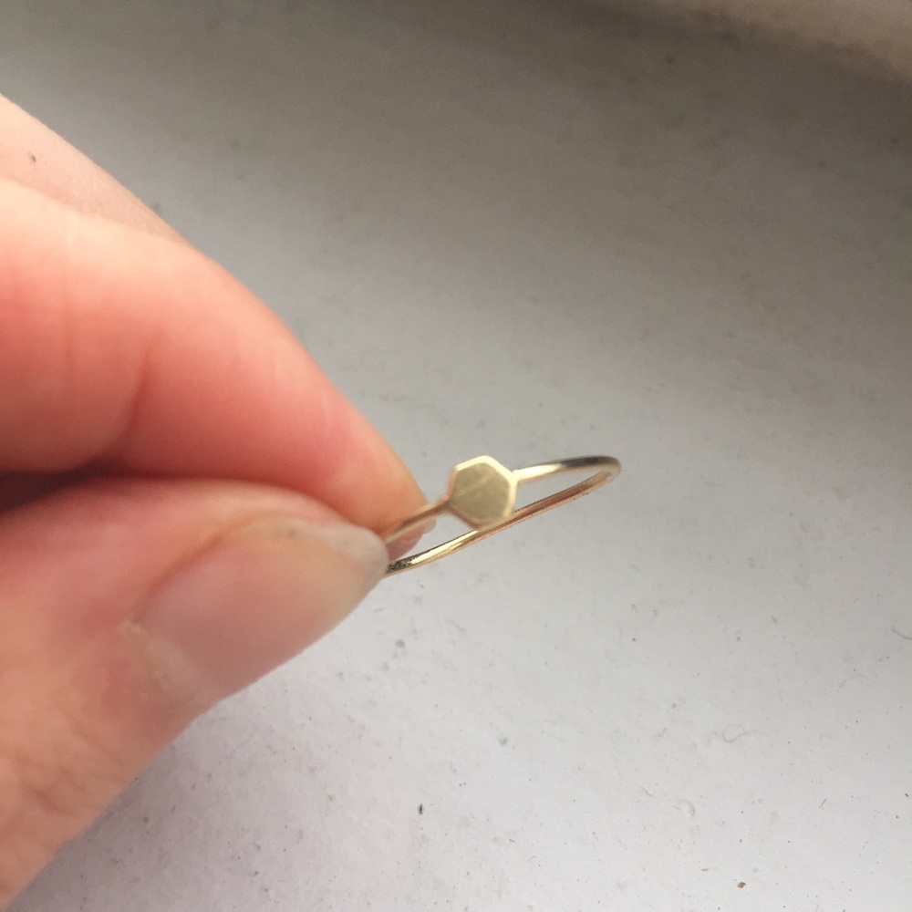 Mociun Mini Hex Ring - Picture 7 of 7