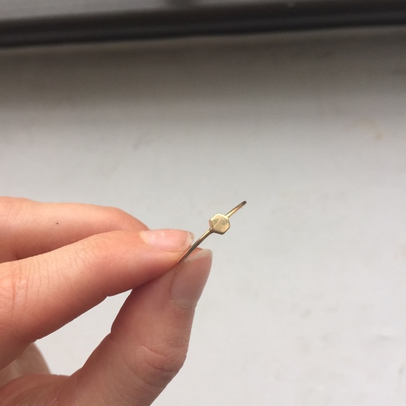 Mociun Mini Hex Ring - Picture 6 of 7