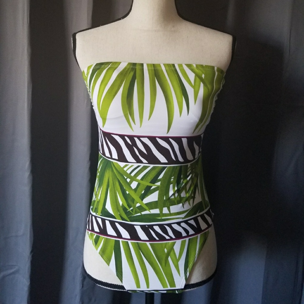 FOR SALE -JANTZEN GEO-DESIGN ONE PIECE SWIM WEAR