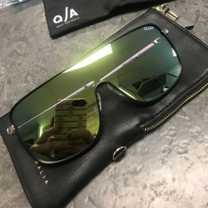 Quay Australia unbothered sunnies