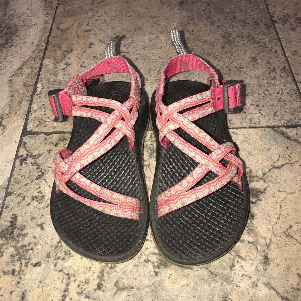 Youth girls chacos