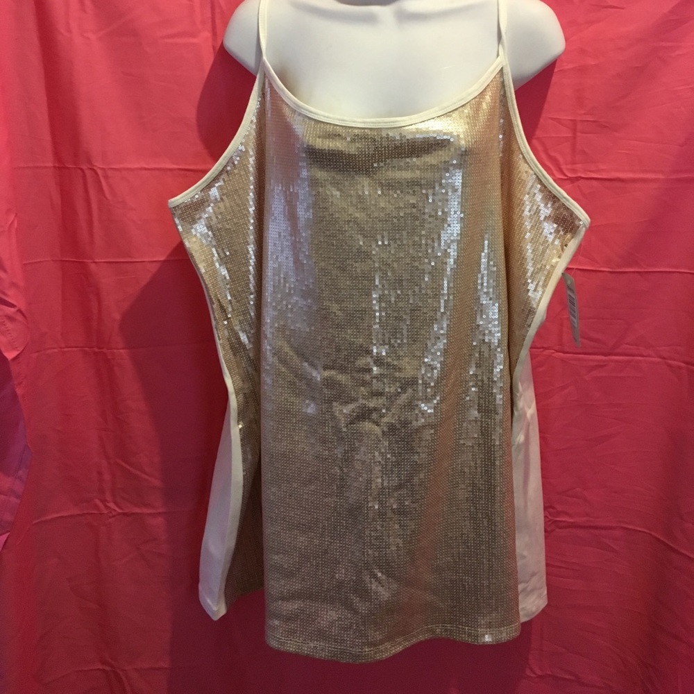 Torrid brand gold sequin tank top. Size 5