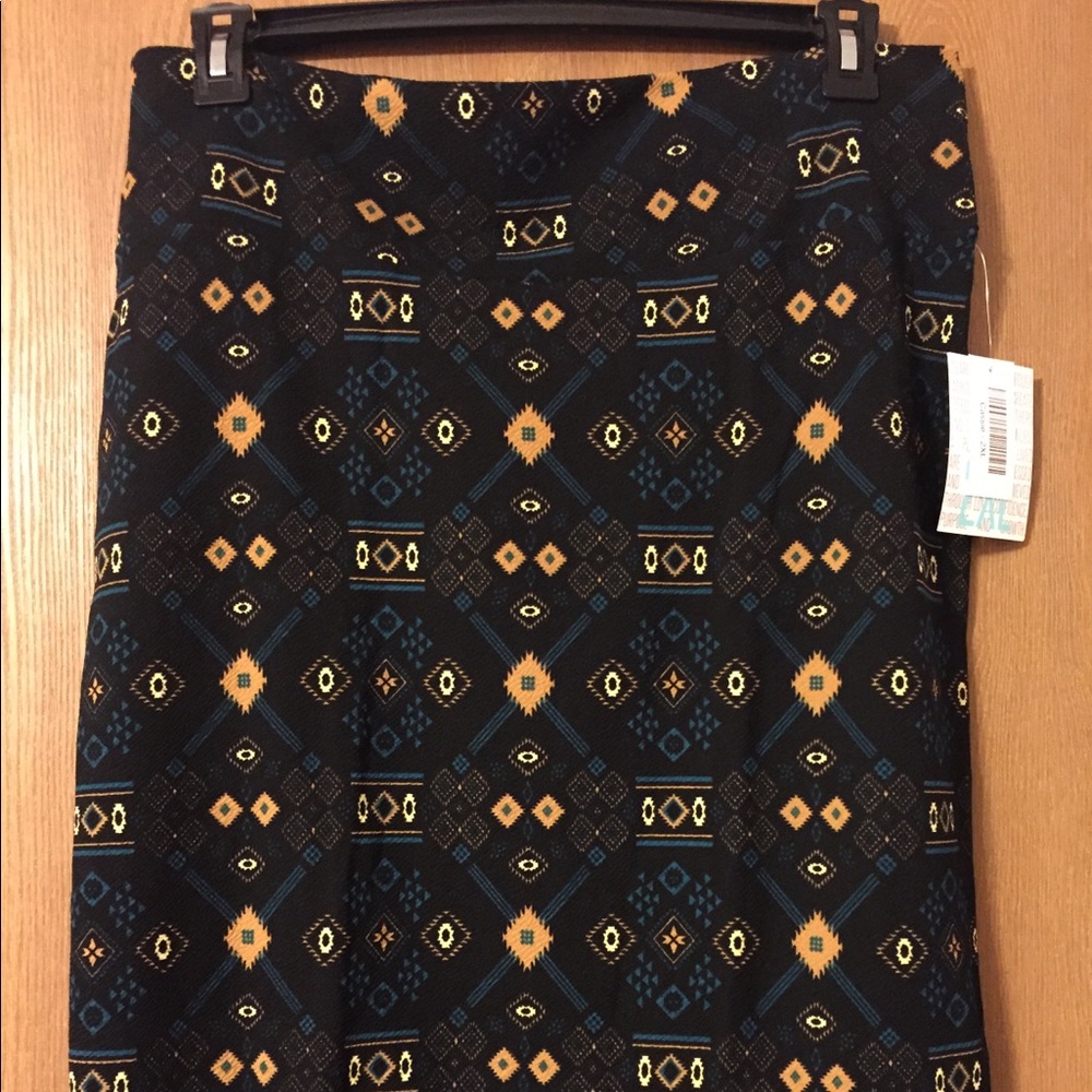 Lularoe Cassie