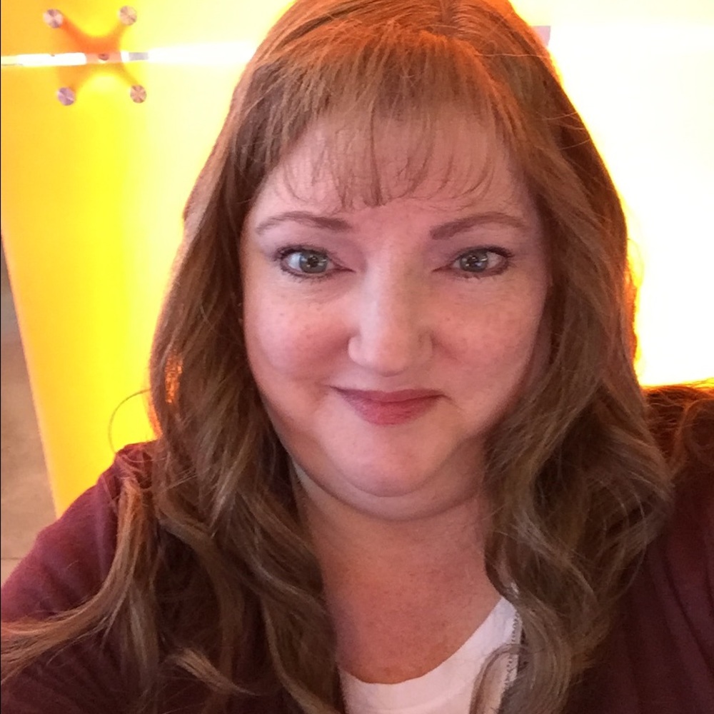 Meet your Posher, Teresa