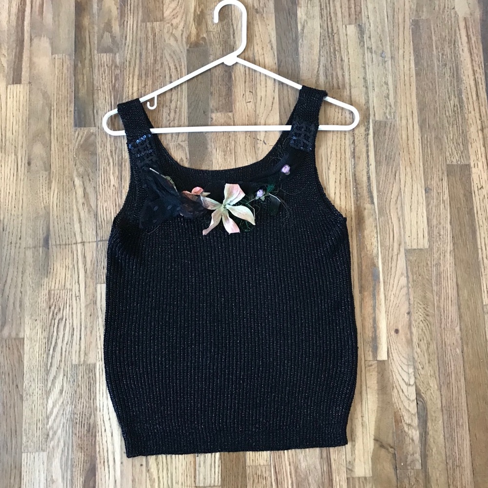 Vintage avant-garde top with flower detail