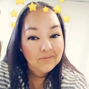 Meet your Posher, Corina