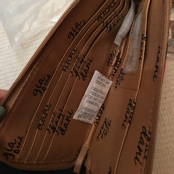 Gigi hill “Taylor” wallet in style:”del rio” via and dani - Picture 5 of 8