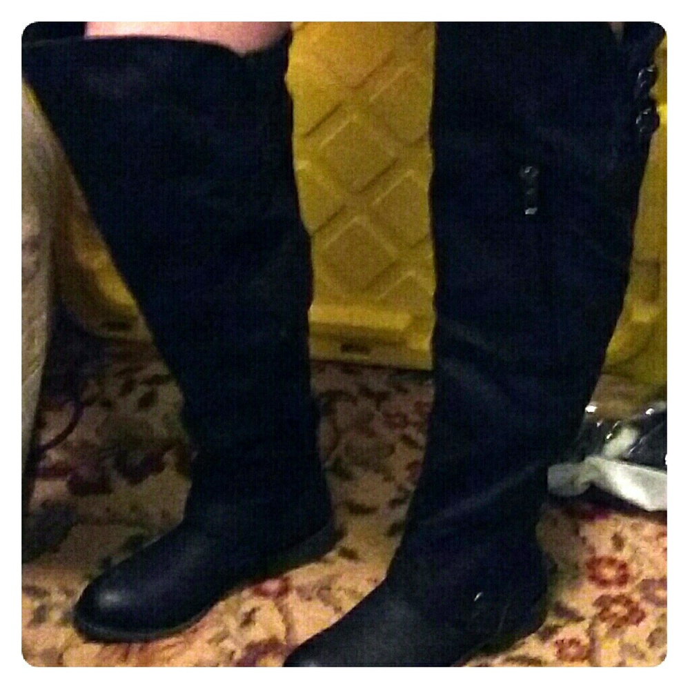 JustFab Zarabella black boots