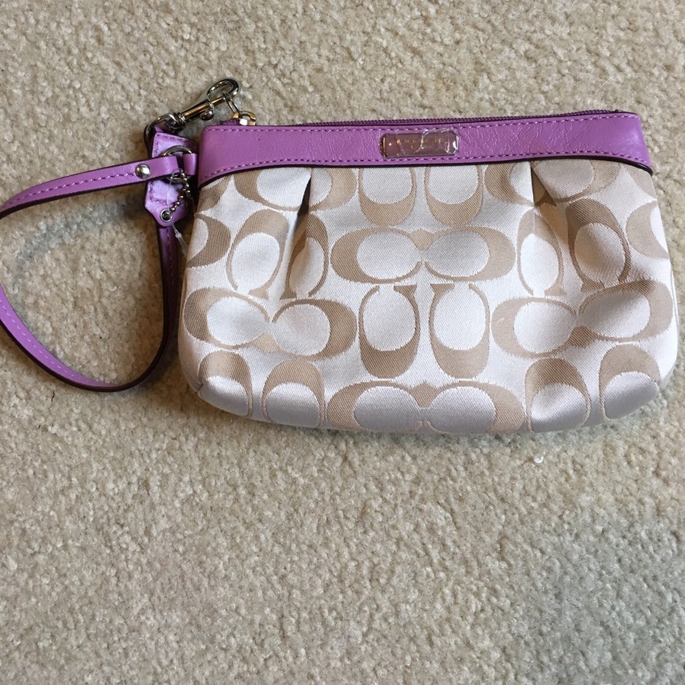 NWT Coach Wristlet