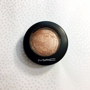 MAC Mineralize Skin Finish Soft & Gentle