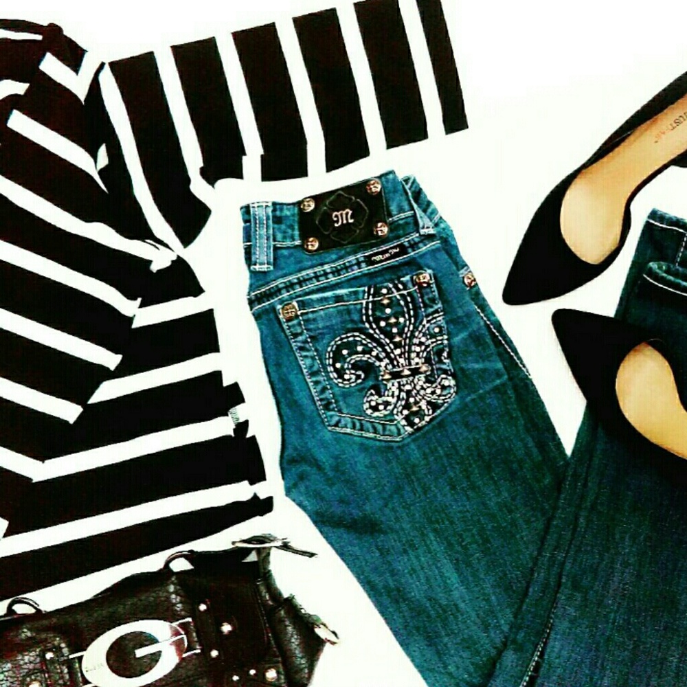 Miss Me Jeans w/ Fleur De Lis & Rhinestones