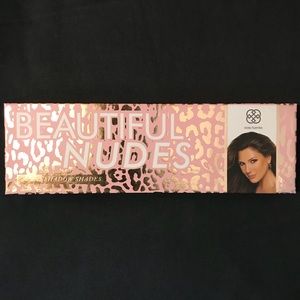 Daisy Fuentes Beautiful Nudes Eyeshadow Palette