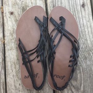 Black Reef Reefachi Sandals.