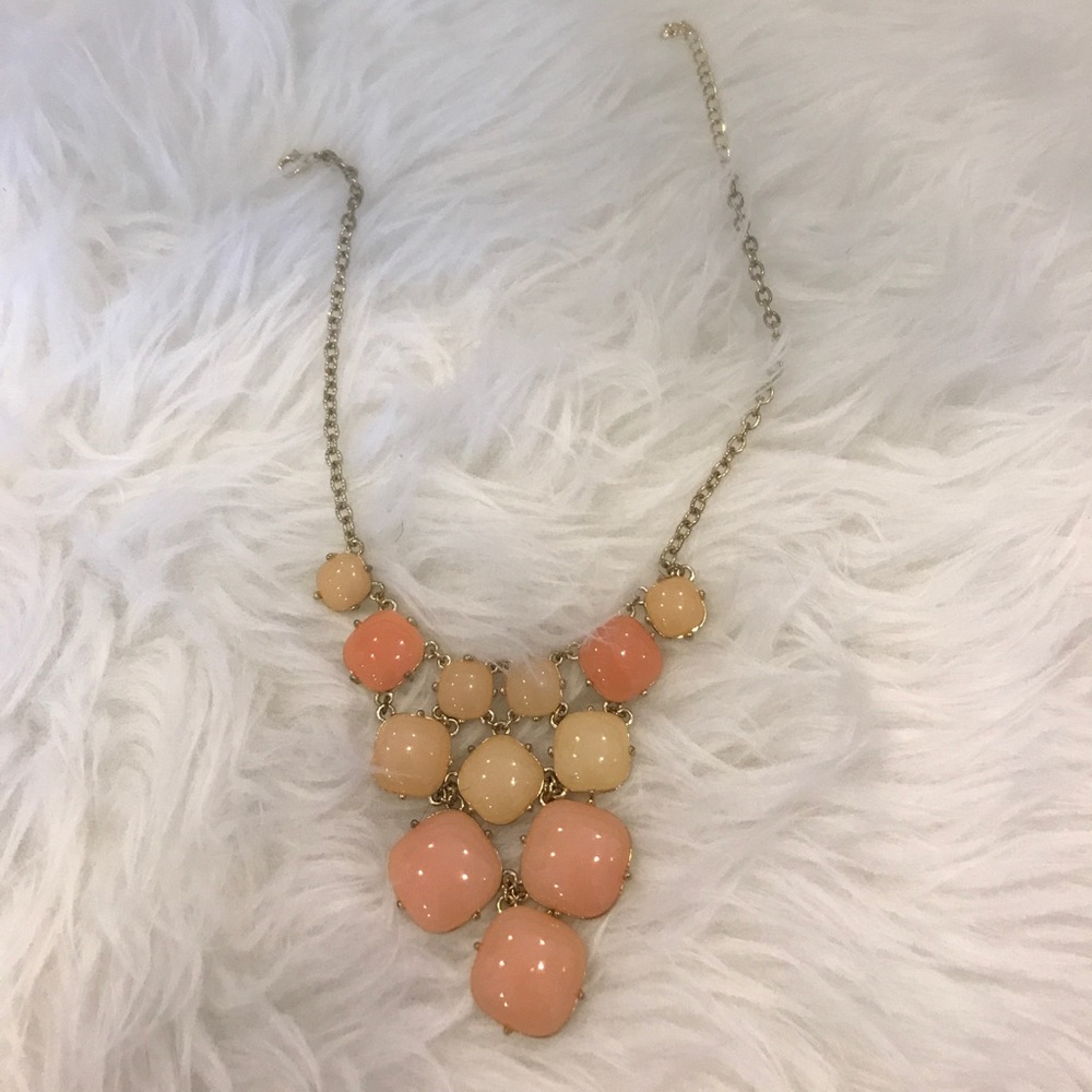 Multi preach stone necklace