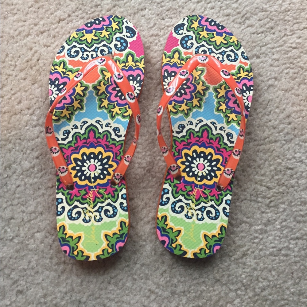 Vera Bradley flip flops 👣