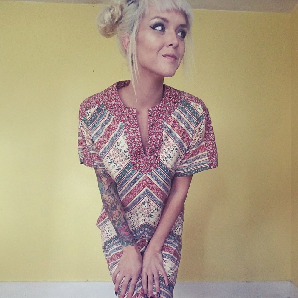 Vintage 70's Short Sleeve Dress - Picture 4 of 5