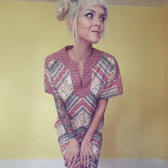 Vintage 70's Short Sleeve Dress - Picture 4 of 5