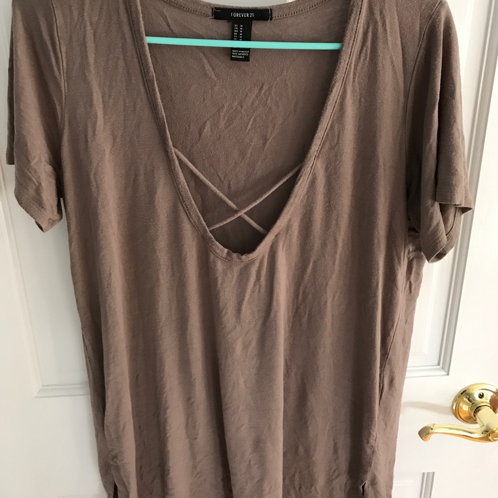 Forever 21 short sleeve v neck