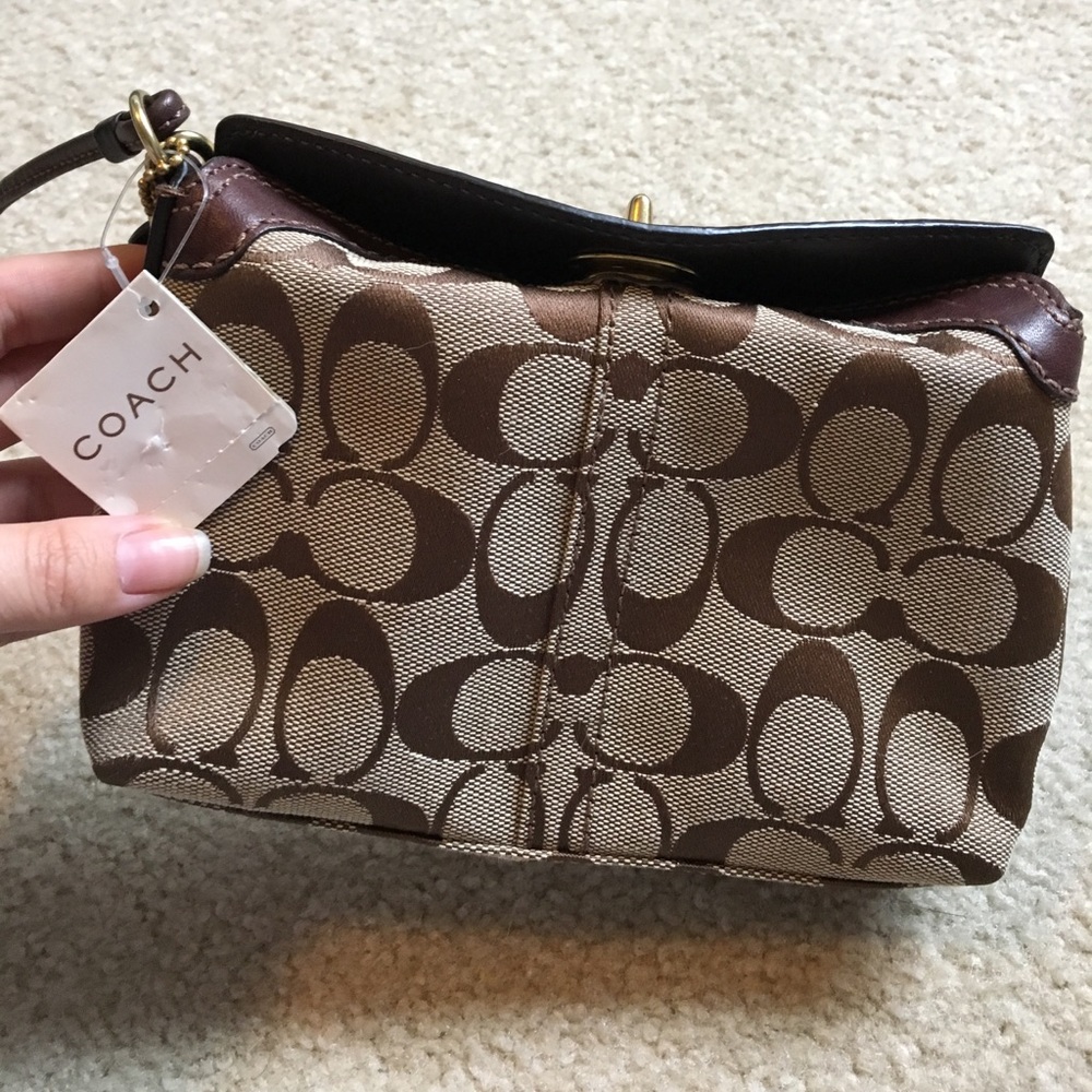 NWT Coach Wristlet