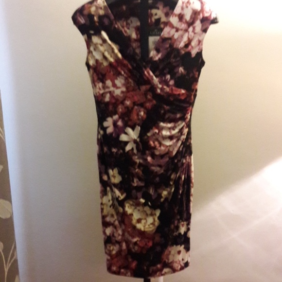 Dress - Picture 1 of 2