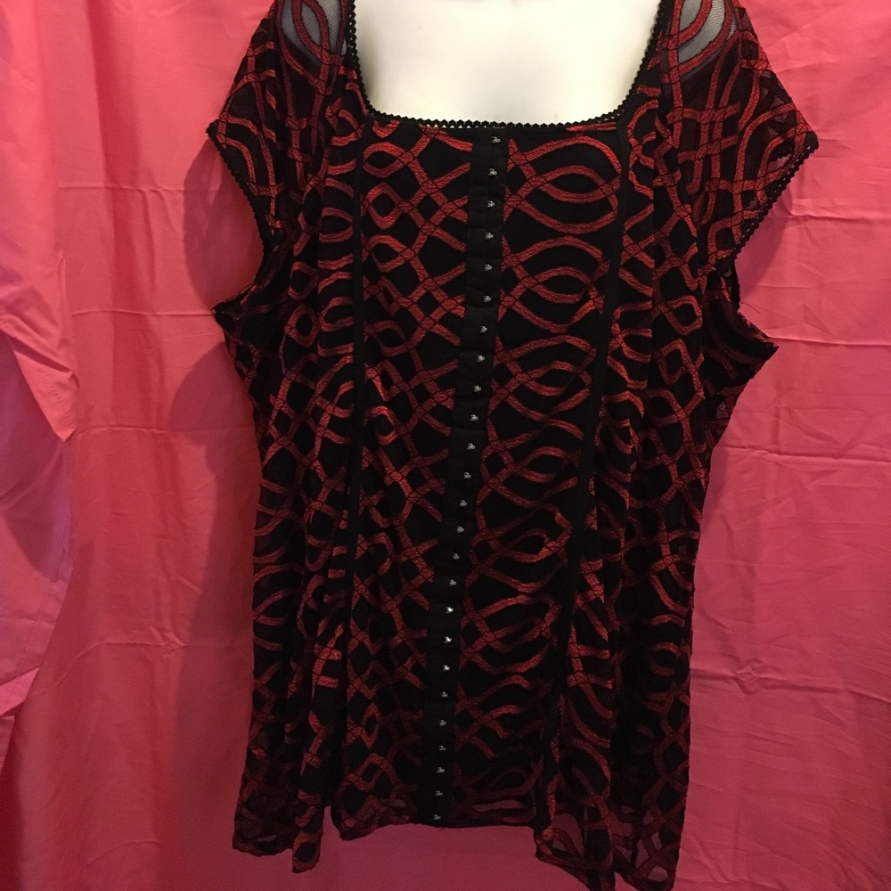 Avenue brand lace corset style top. Sz30/32