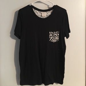 VS tee