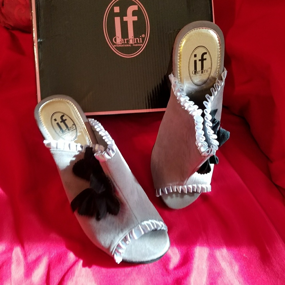 Shoes - Picture 2 of 2