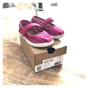 Girls Toms - Fuchsia size 5