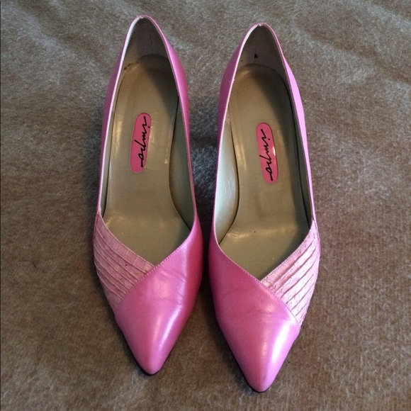 Pink heels - Picture 2 of 7