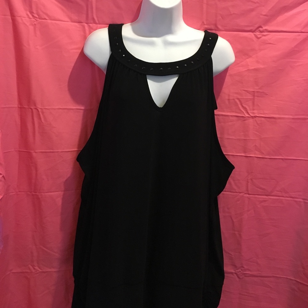 Torrid brand sleeveless embellished top sz 5